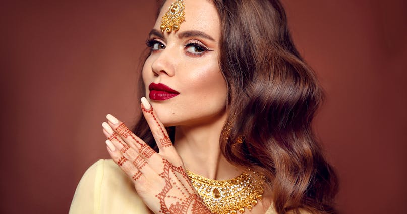 l hennè si applica sui capelli bagnati o asciutti